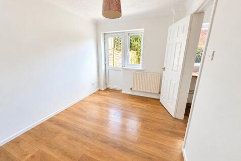 Harlequin Grove, Fareham, Hampshire, PO15 photo 3
