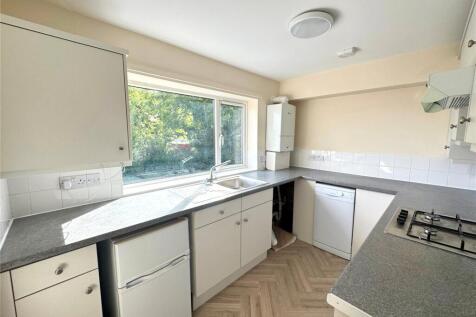 Aire Road, Wetherby, West Yorkshire, LS22 photo 4