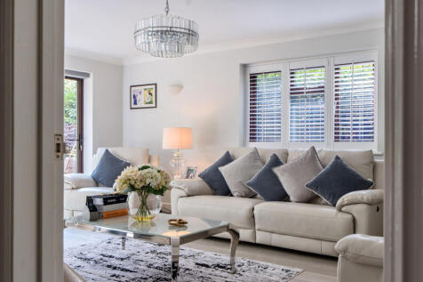 1300097-9-686bead...