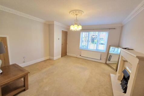 WhatsApp Image 2025-07-10 at 15.18.47 (1).jpeg