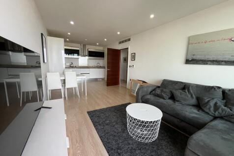 2-bed flat on Newgate, Croydon,  CR0 2FD, £1,800/mo