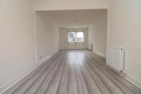High Street, Renfrew photo 3