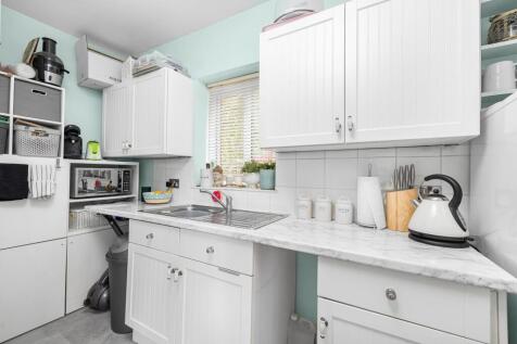 Lodge - Kitchen