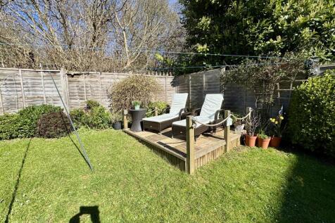 SUN DECK