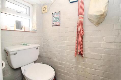 Cloakroom/Wc