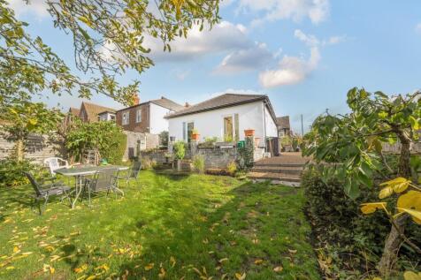 34 Thorpe Lea Rd, back