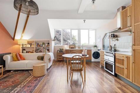 Reception room/ kitchen