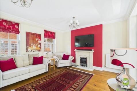 CAM03778G0-PR0241-STILL007