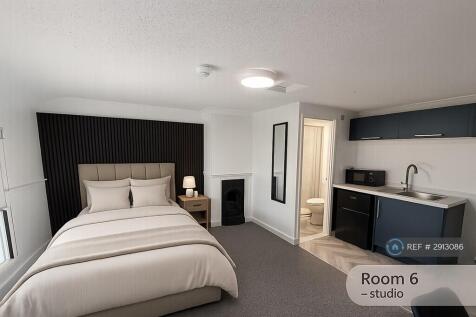 Room 6 - Studio