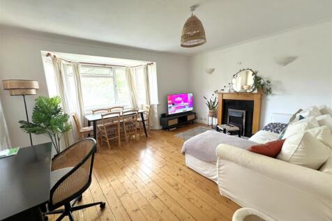 living room .jpg