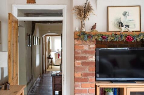 viewing from sitting room to drawing room