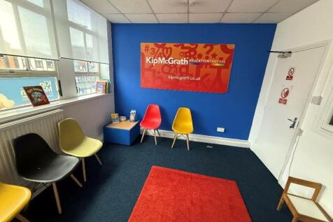 Office to rent Image 5