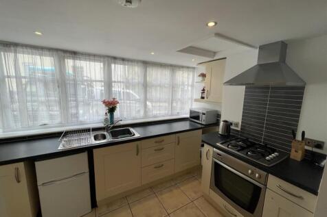 59a Church Street, Kingsbridge photo 4