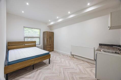 39AMansfieldRoad-2.jpg