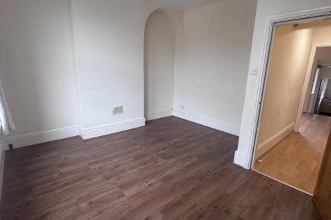24 Kings Road, Doncaster,  photo 5