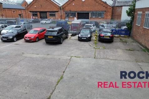 Unit 11 Parking .jpeg