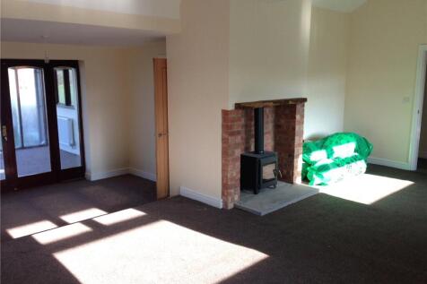 Long Acre, Long Acres Road, Dyserth, Denbighshire, LL18 photo 3