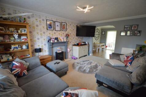 Bay Fronted Lounge