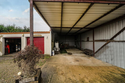 Carport &amp; Garages