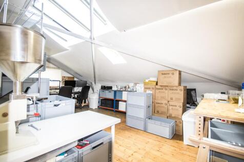 Large Workspace