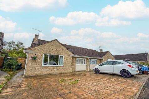 Langport, TA10 - property photo