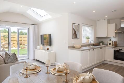 kitchen, dining, family room