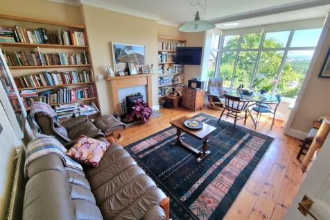 Sitting room.jpg
