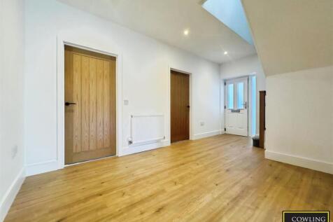 Nevendon Road, Wickford photo 4