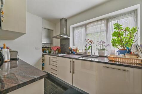 LR - 2 Mackellar House - Kitchen3.jpg_.jpg
