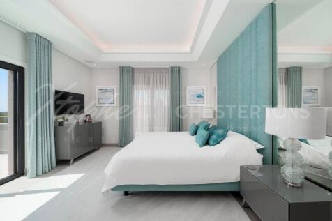 The Crest Fully Renovated 5 bed Villa For Sale (15)