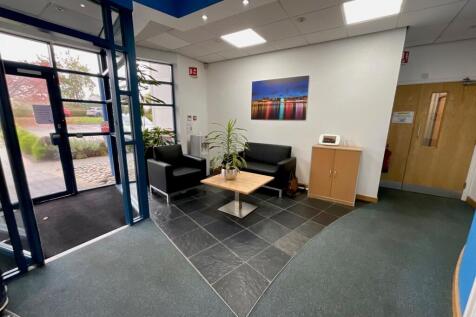 Office to rent Image 9