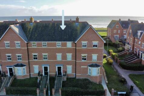 4 Bedroom Town House for Sale