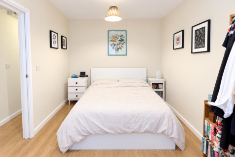 BEDROOMM.png