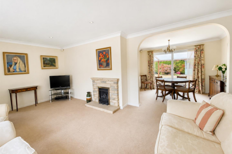 sitting room.png