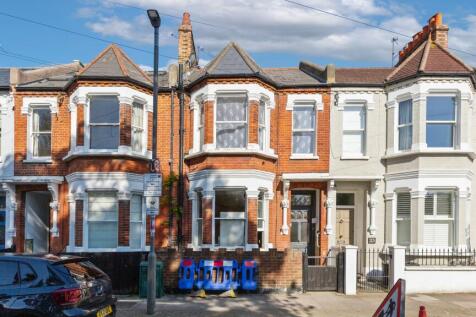 Flat B, 21 Meteor Street, Battersea, London, SW11 5NZ