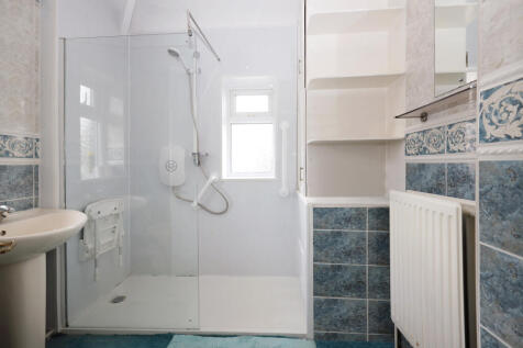 shower room.JPG