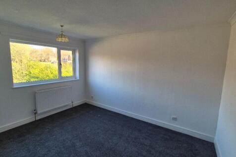 Clift Close, Willenhall photo 5