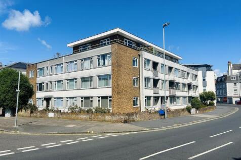 Eastbourne, BN21 - property photo