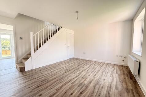 Misteltoe Way, Sutton-In-Ashfield, NG17 photo 4