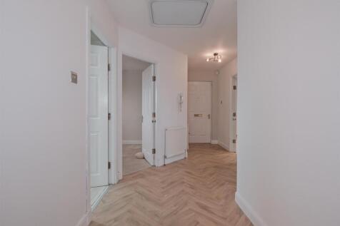 025-19 Devine Court, Wishaw, ML2 7ES.jpg