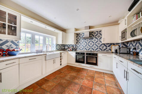 e3f88a15-3ce7-440...