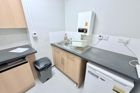 Office for sale Image 11