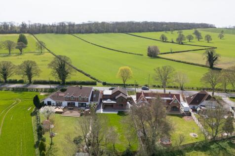 Aerial Position from Rear