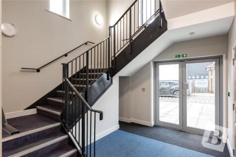 Communal Stairs/Lift