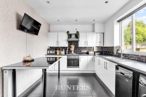 Kelvin Avenue (8).jpg