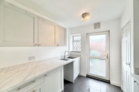Kendal Drive, Castleford, West Yorkshire, WF10 photo 3