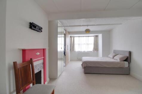 Top bedroom west