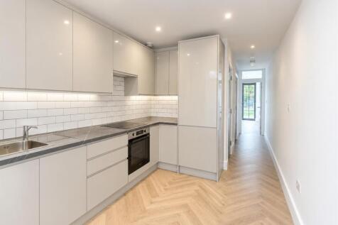 Kitchen 1.jpg