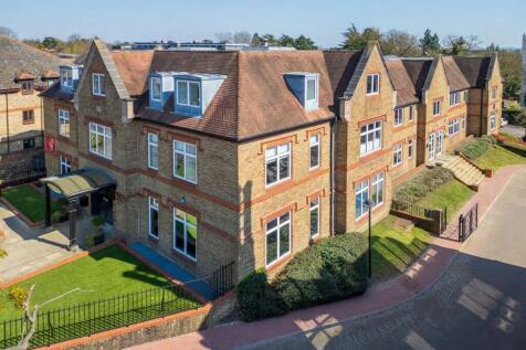 Gladstone Place St Albans  Brochure May 2025.jpe