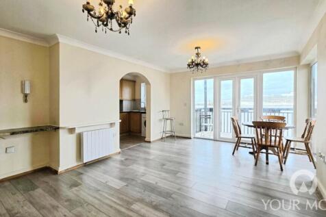 Clifton Marine Parade, Gravesend, Kent, DA11 photo 3
